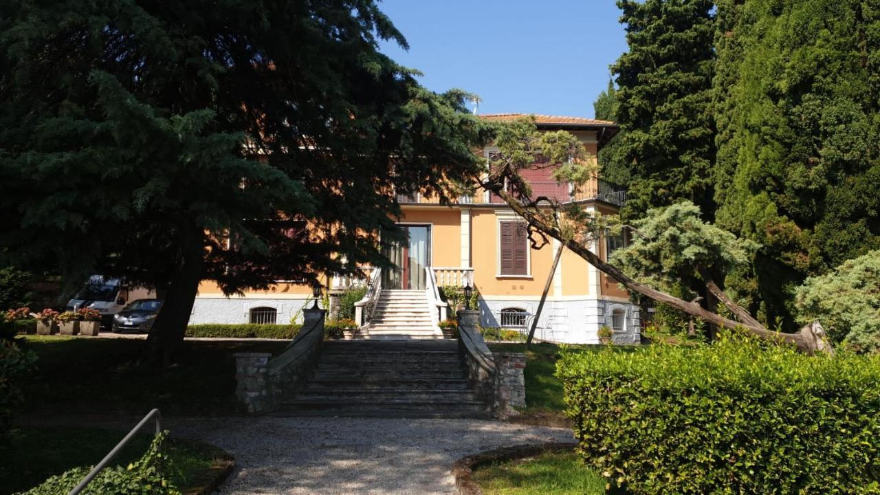 Villa Mimosa Au Lac - Estella Hotels Italia トスコラーノ・マデルノ エクステリア 写真