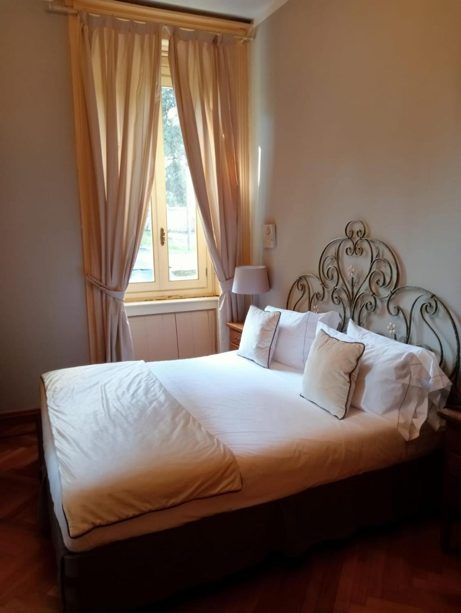 Villa Mimosa Au Lac - Estella Hotels Italia トスコラーノ・マデルノ エクステリア 写真