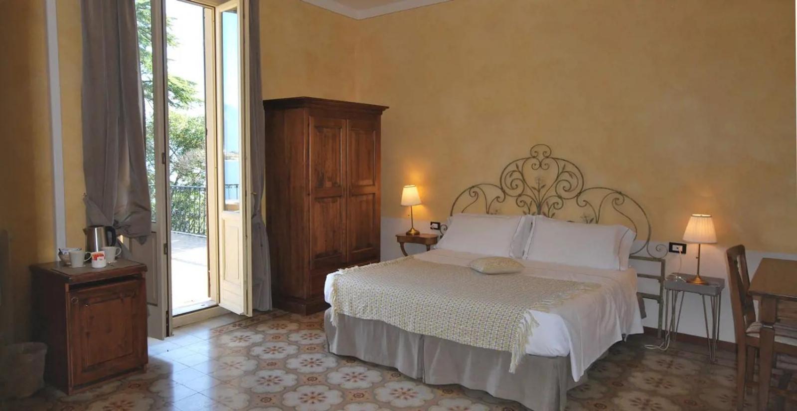Villa Mimosa Au Lac - Estella Hotels Italia トスコラーノ・マデルノ エクステリア 写真