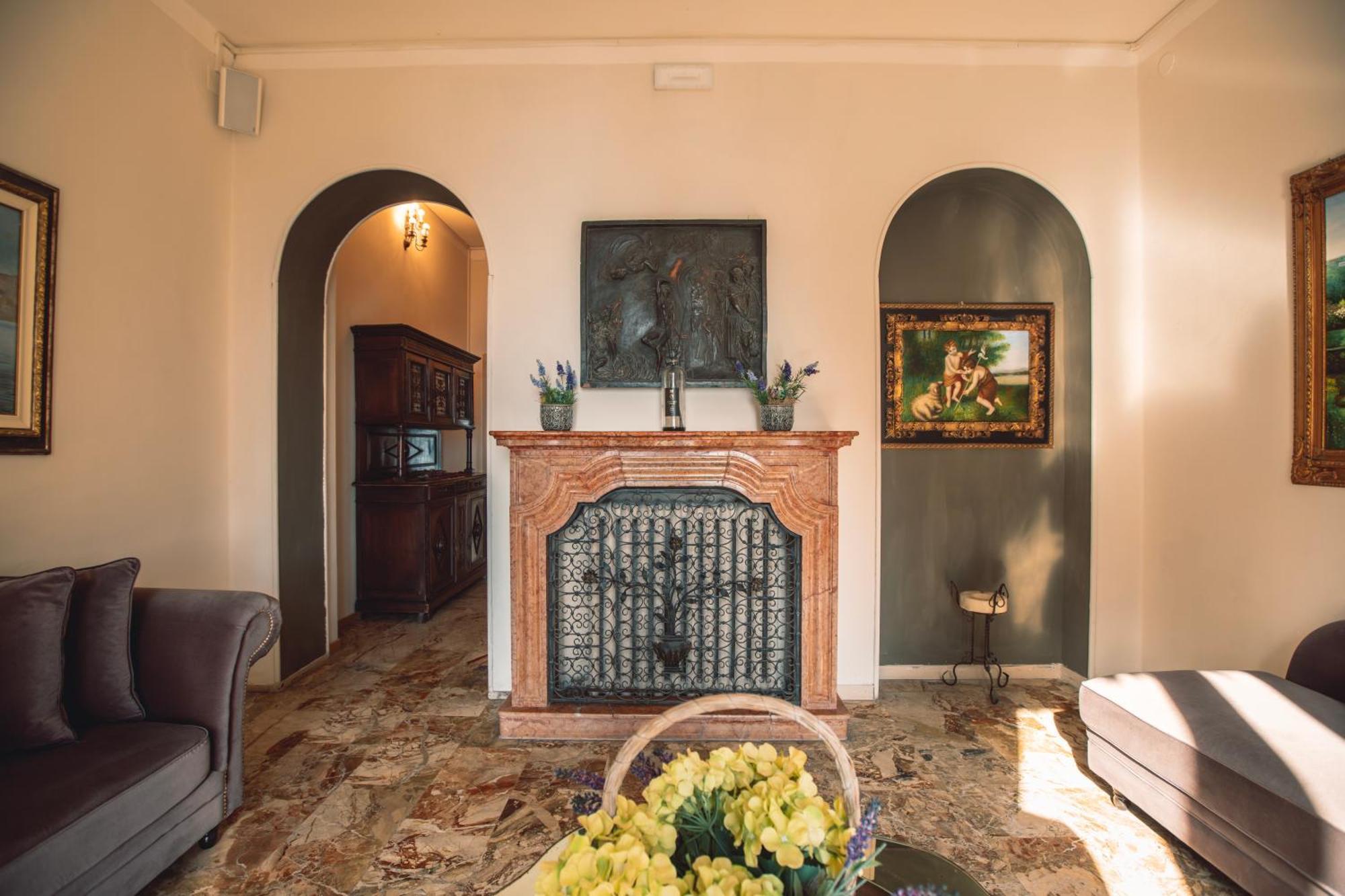 Villa Mimosa Au Lac - Estella Hotels Italia トスコラーノ・マデルノ エクステリア 写真