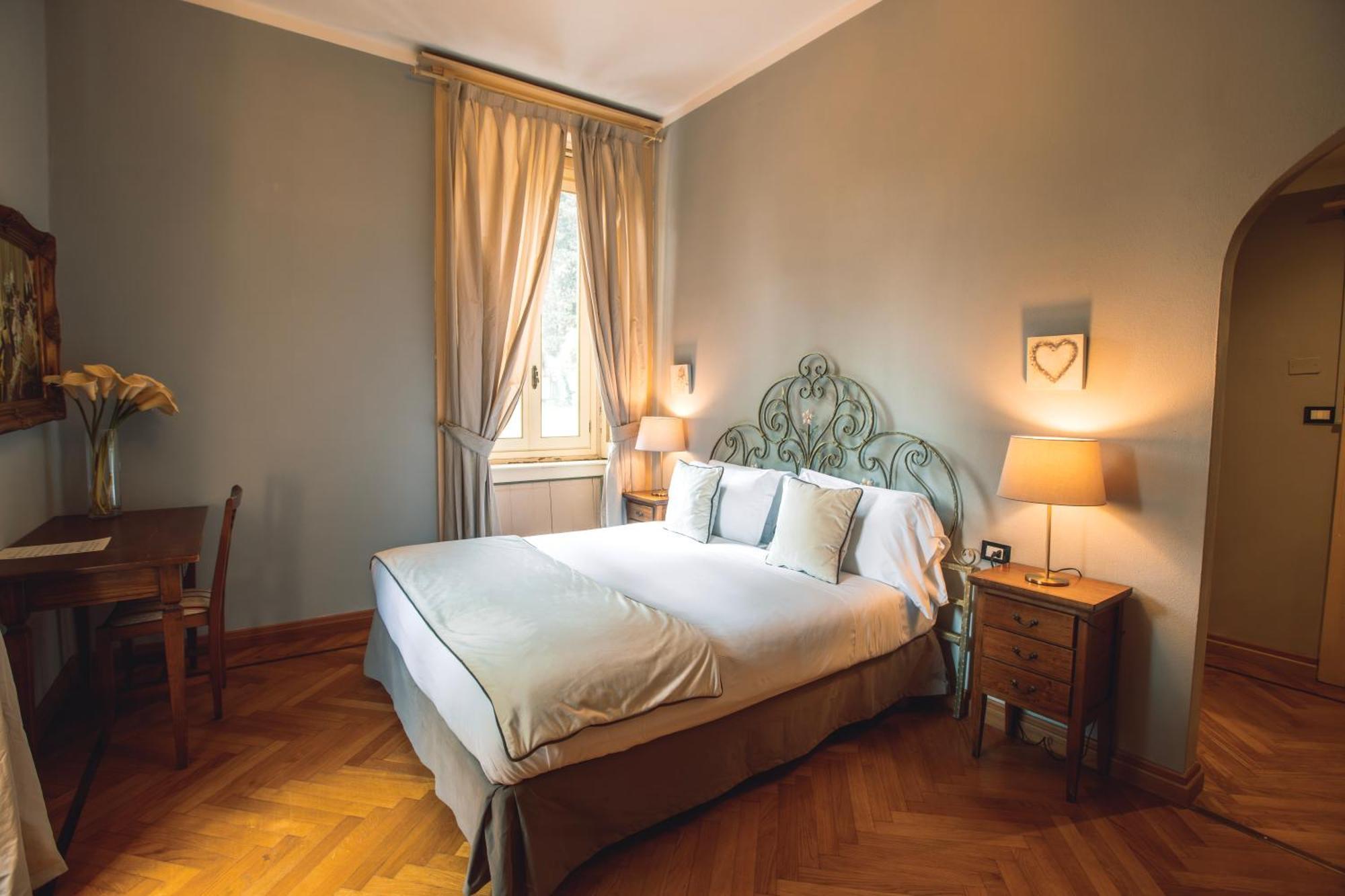 Villa Mimosa Au Lac - Estella Hotels Italia トスコラーノ・マデルノ エクステリア 写真