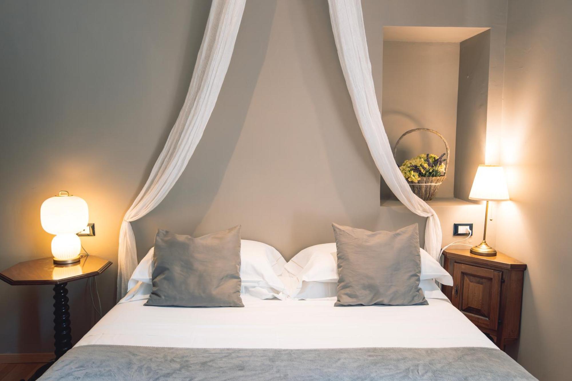Villa Mimosa Au Lac - Estella Hotels Italia トスコラーノ・マデルノ エクステリア 写真