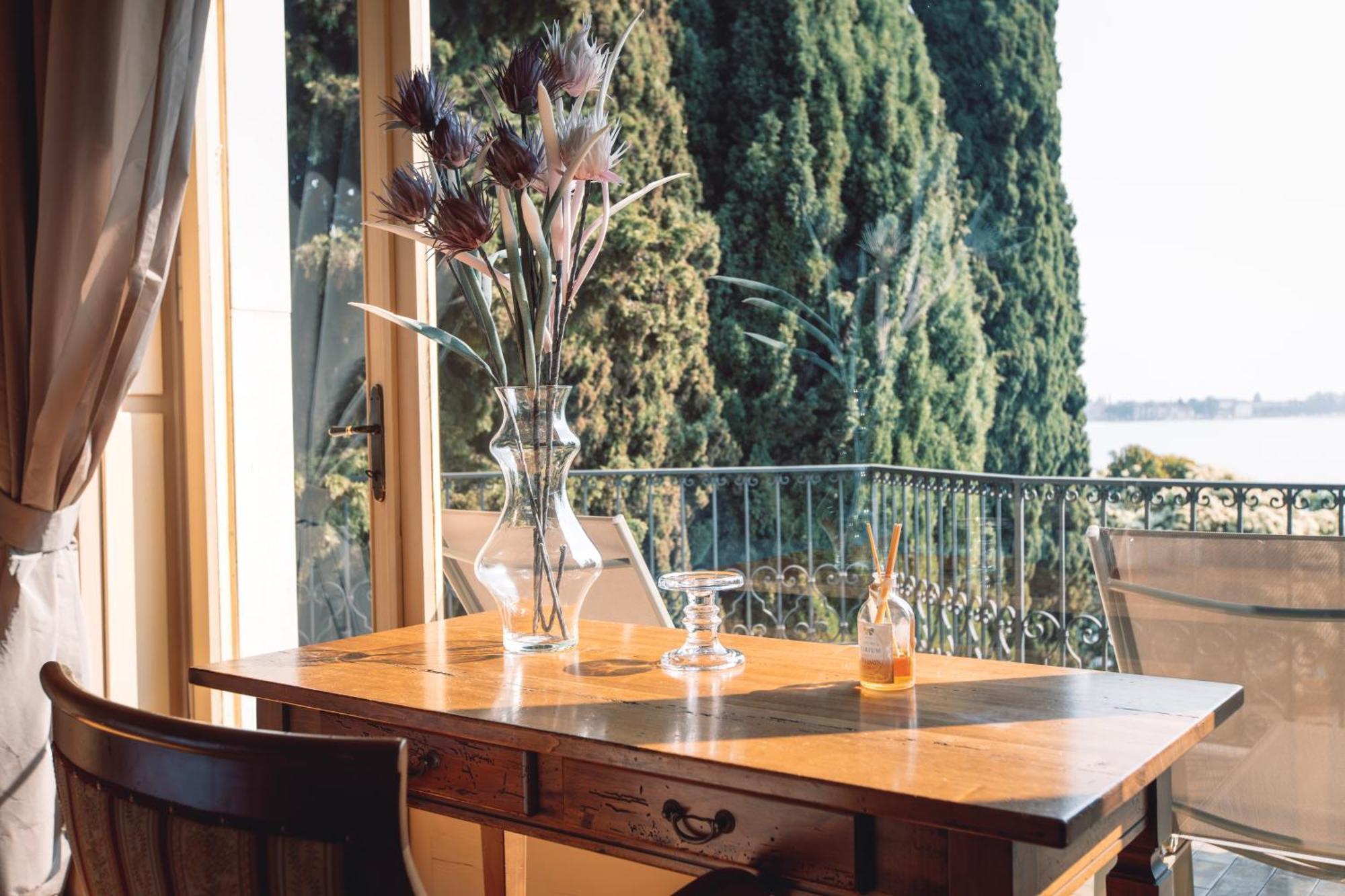 Villa Mimosa Au Lac - Estella Hotels Italia トスコラーノ・マデルノ エクステリア 写真